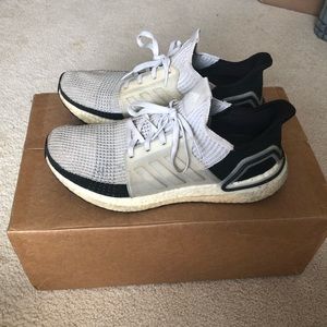 Adidas Ultraboost 19 - Black/White